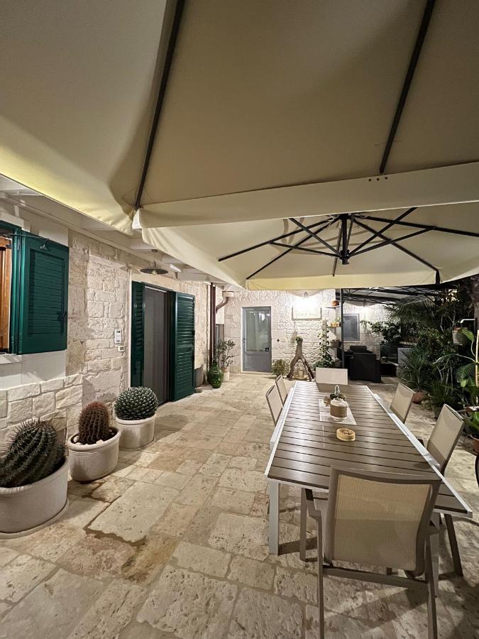 Apartmán Trulli Occhi Di Pietra Alberobello Exteriér fotografie